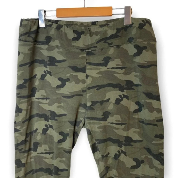 George Green  Camo Leggings 2X - Picture 3 of 6